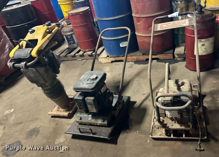 (3) plate compactors - DT6410