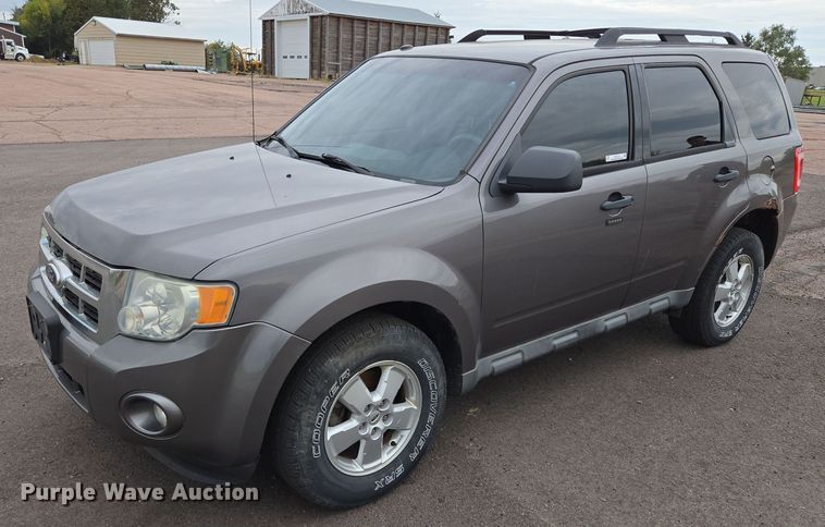2010 Ford Escape SUV - DY1210