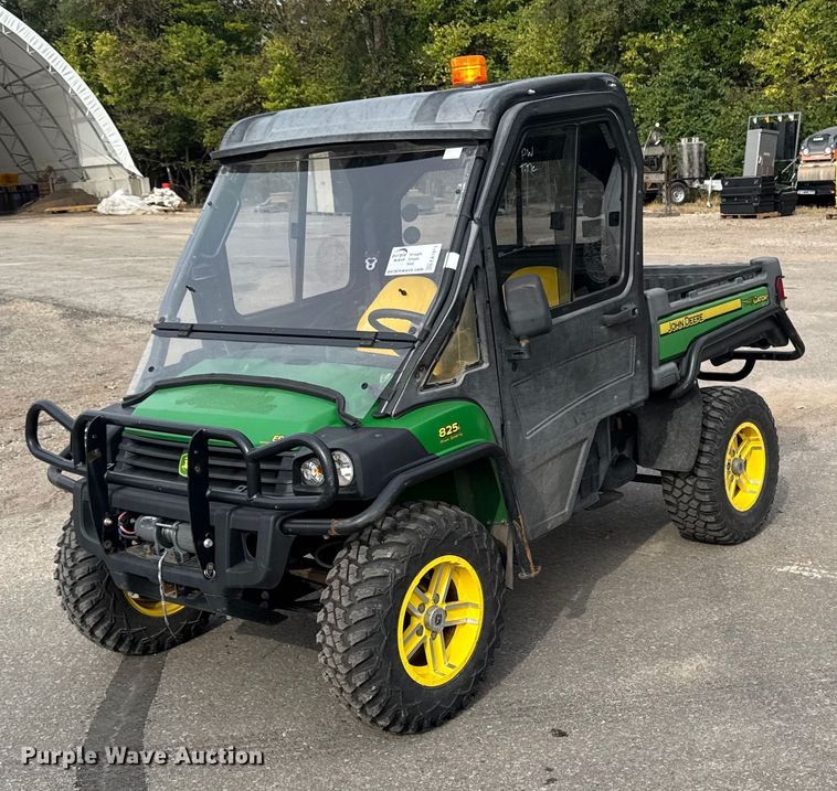2015 John Deere 825I utility vehicle - EA1913