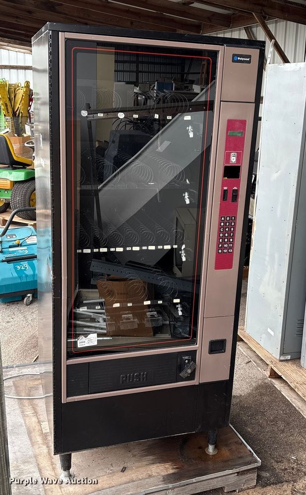 1993 Polyvend PV4420 vending machine  - EG8710