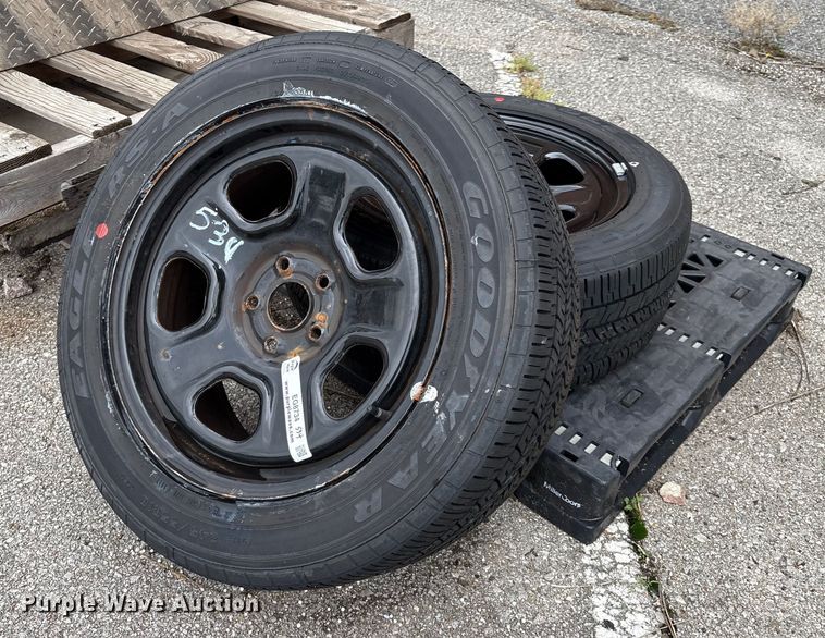 (2) Goodyear 245/55R18 tires - EG8734