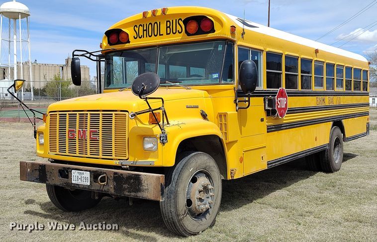 2002 Blue Bird school bus - EH0219