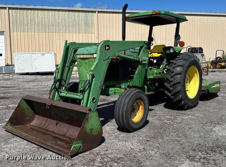 1992 John Deere 2755 tractor - EM8213