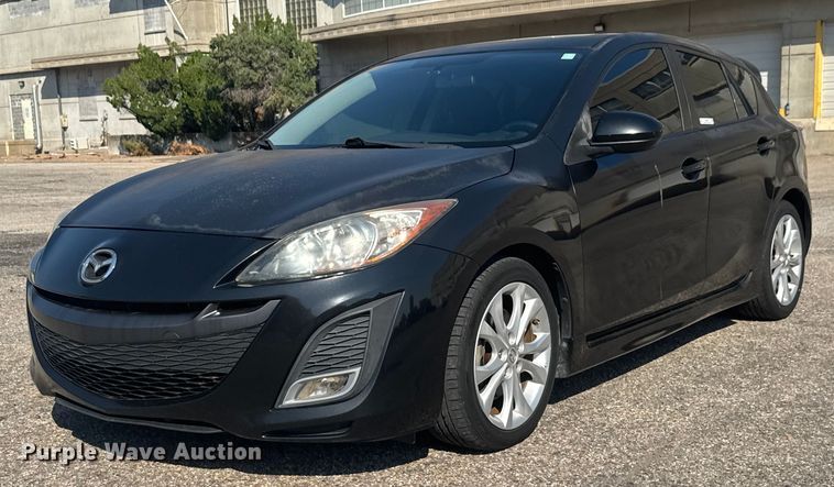 2011 Mazda Mazda 3  - EM8341