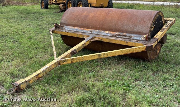 8' single drum roller - EN5627