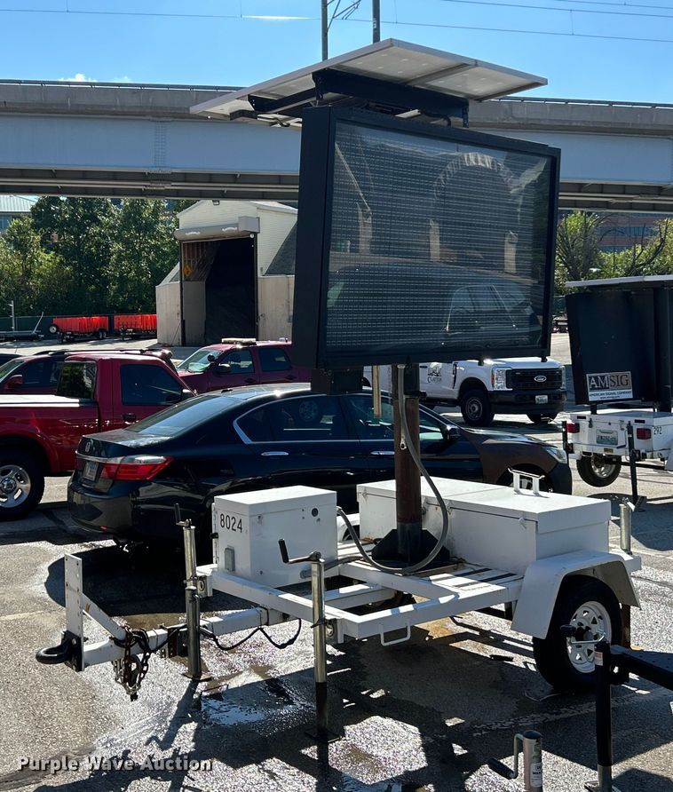 2013 American Signal message board trailer - ET3217