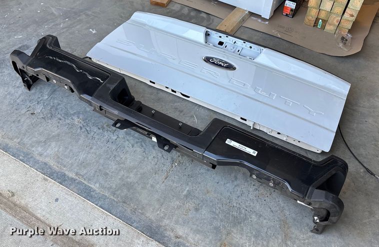 Ford tailgate - ET4716