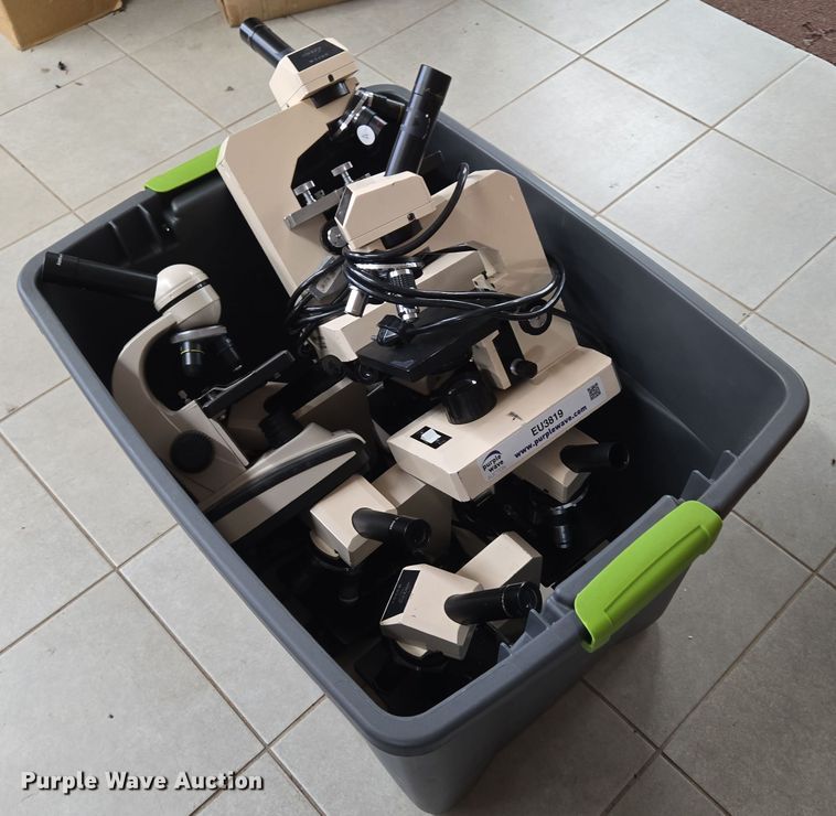 Swift M3200 microscopes   - EU3819