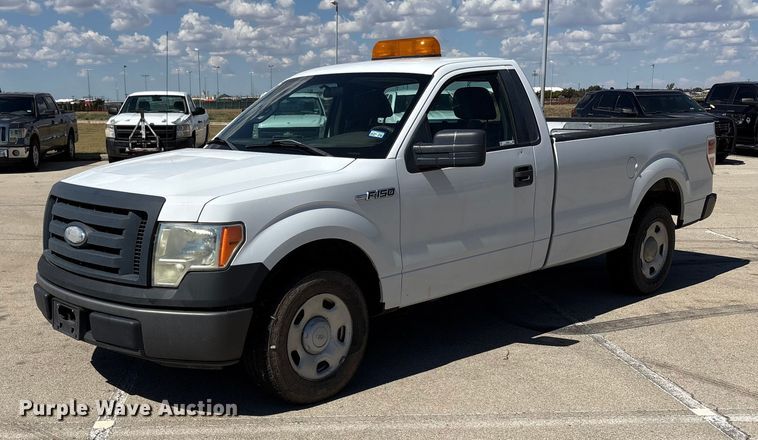 2009 Ford F150 pickup truck - EU4686