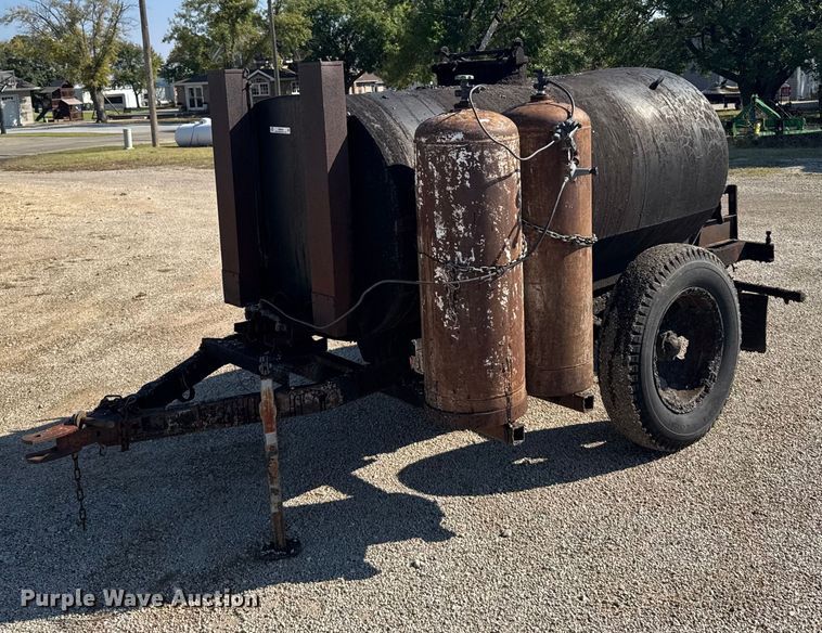 Oil distributor trailer - EU6036