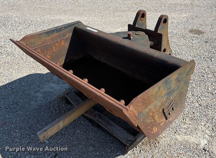 WB 48" W backhoe bucket - EV3048