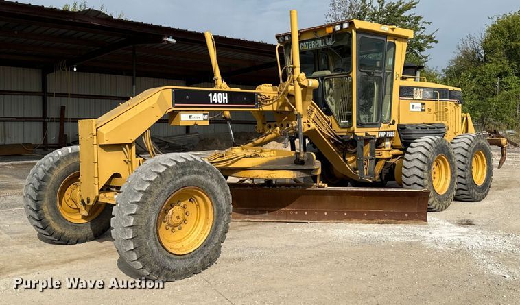 2006 Caterpillar 140H motor grader - GH9401