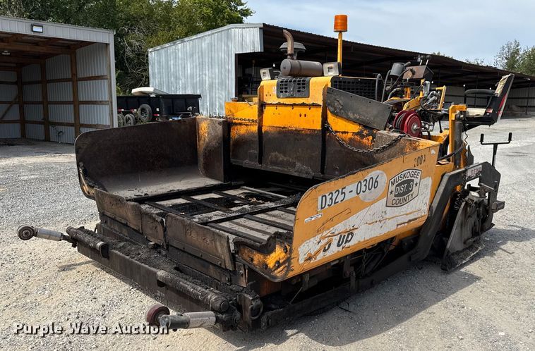 2013 Lee Boy 8510B paver - GH9411