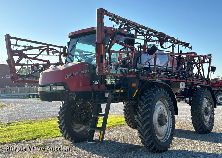 2013 Case Patriot 3330 sprayer - DO2302