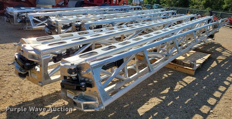 (2) Millenium sprayer booms  - DZ6583