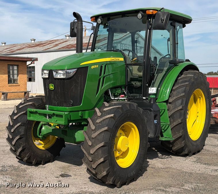 2022 John Deere 6105E MFWD tractor - ED5951