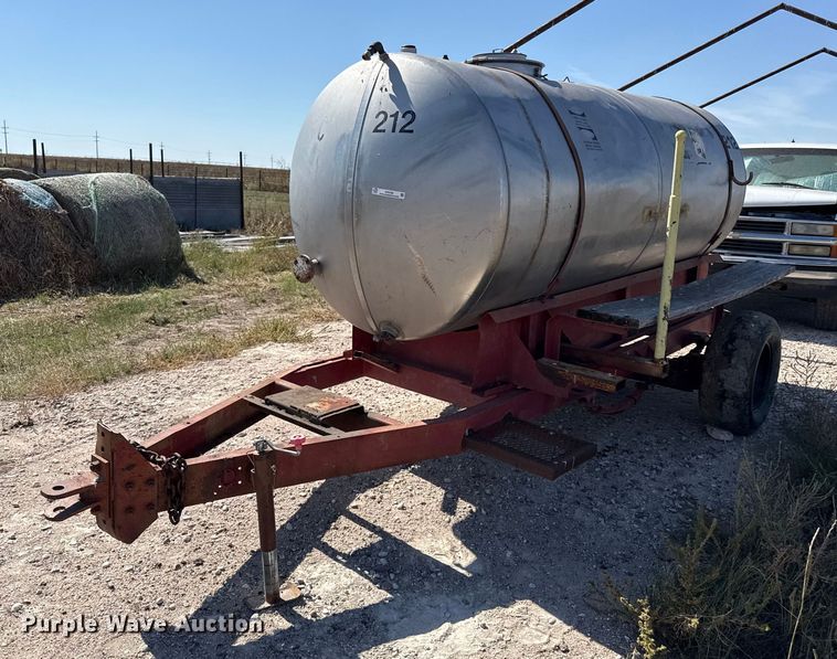 Nurse tank trailer - EP0700