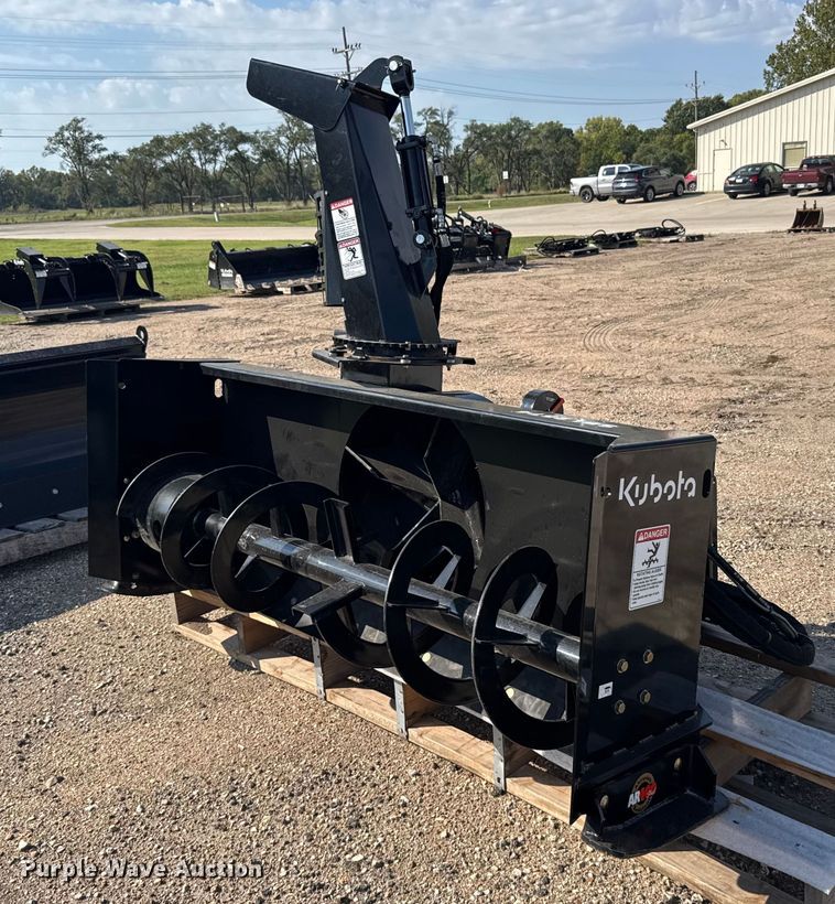 Kubota SBL2574 skid steer snowblower - EU6080