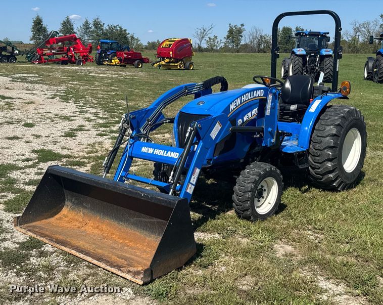 2017 New Holland Workmaster 35 MFWD tractor - EV1952