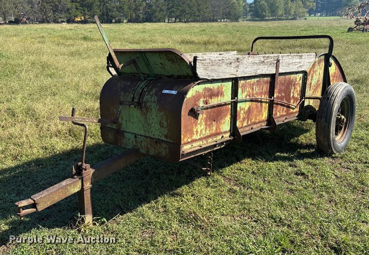 John Deere Model H manure spreader - EV3028