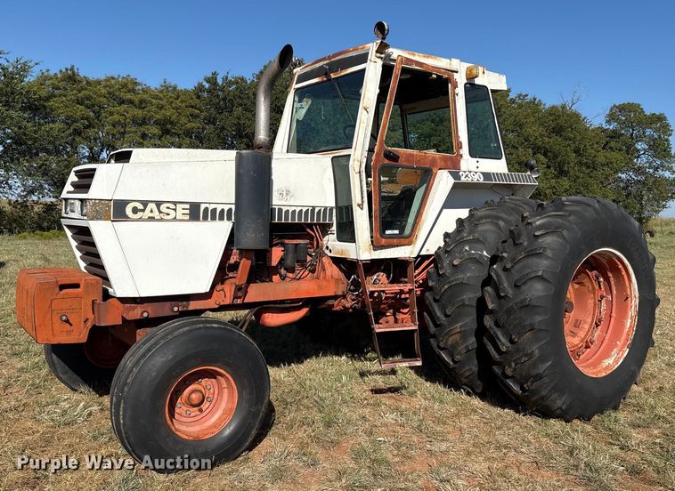 Case 2390 tractor - IE9219