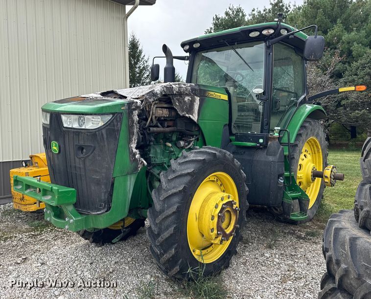 2015 John Deere 8370R MFWD tractor - YA1149