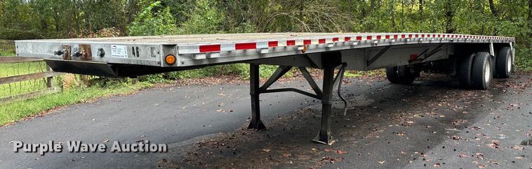 2005 Reitnouer flatbed trailer - DU1342