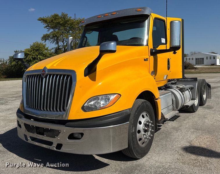 2021 International LT625  - EF2190