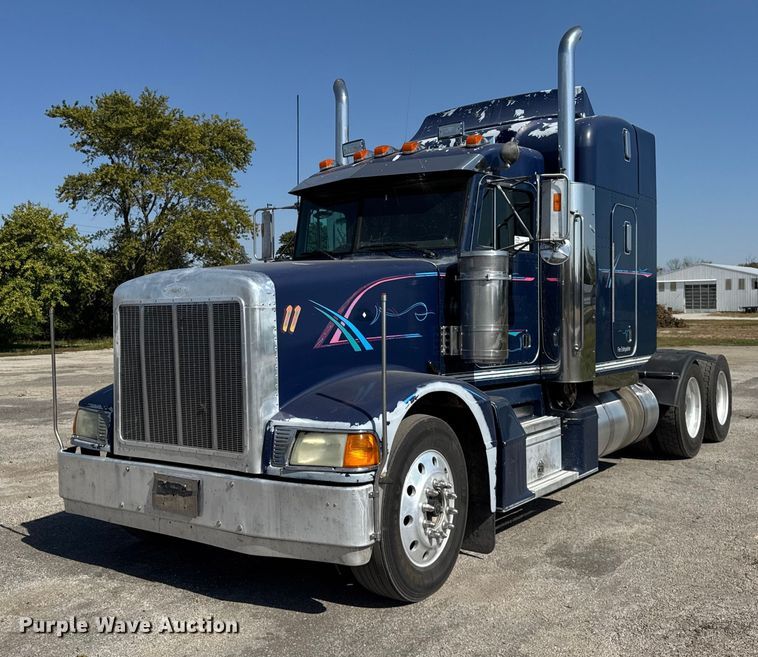 1999 Peterbilt 377 semi truck - EF2191