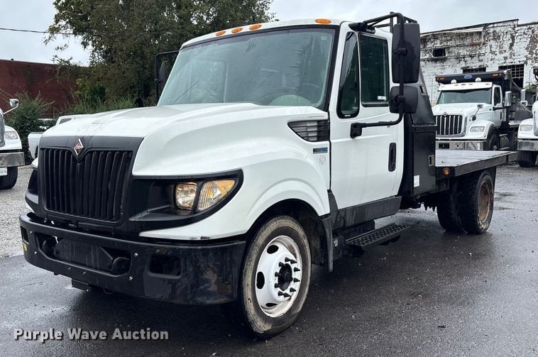 2012 International Terrastar flatbed truck - EM6105