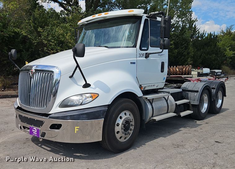 2012 International ProStar semi truck - EO4703