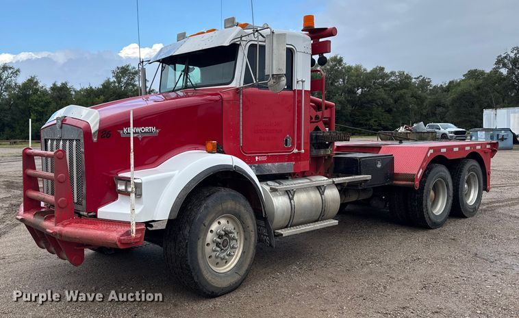 1998 Kenworth T800 winch truck - ER2453