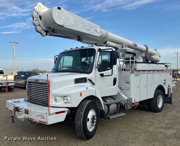 2006 Freightliner Business Class M2 bucket truck - ER2470
