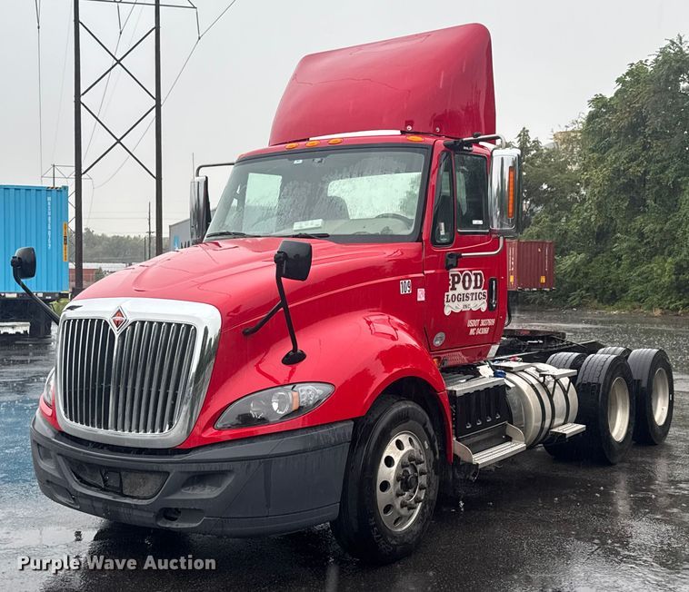 2017 International ProStar 122  semi truck - EV1865