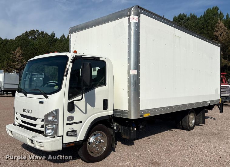 2020 Isuzu NRR box truck - YA1054