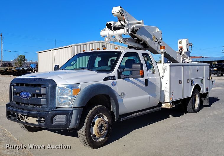 2016 Ford F550 bucket truck - DP5048