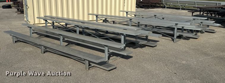 (4) bleacher sets - DU3532
