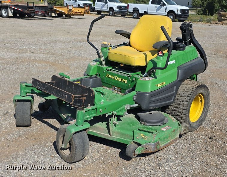 John Deere  Z820A ZTR lawn mower - DZ6404