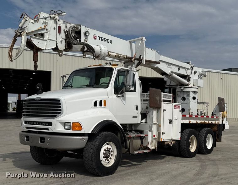Sterling Digger Derrick Truck For Sale | Purple Wave Auction