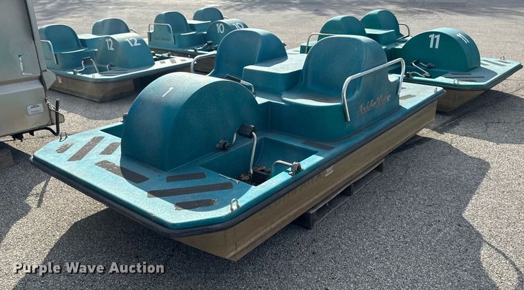 Paddle-Wheeler Paddle boat - EM2373