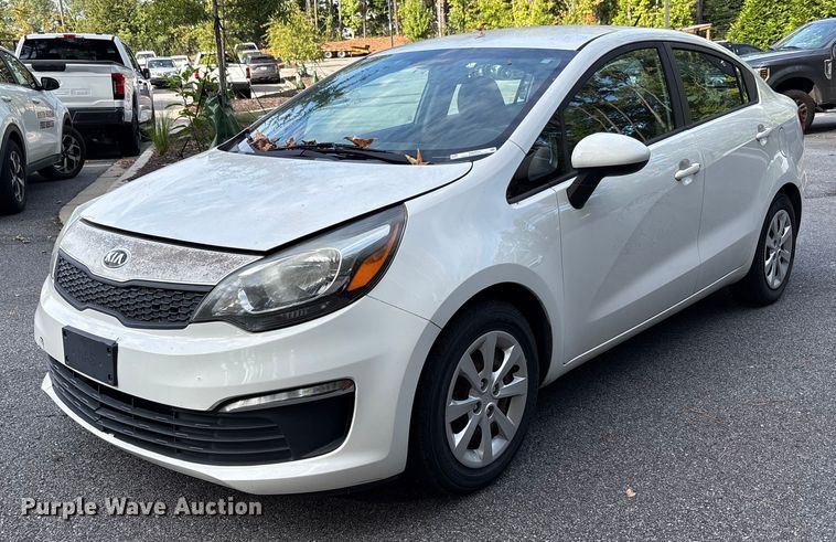 2016 Kia Rio  - EM6055