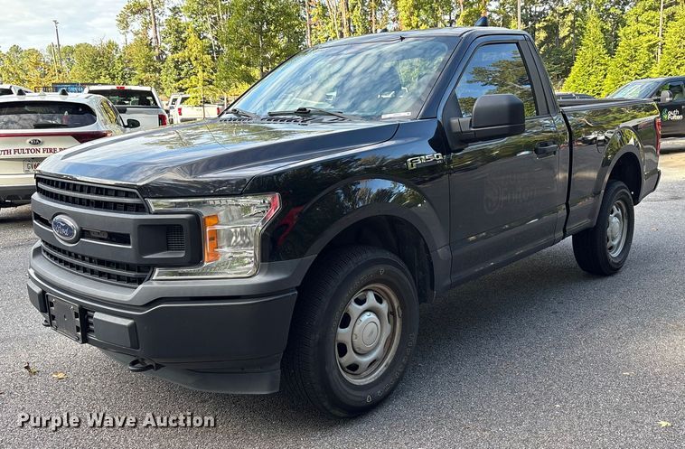2020 Ford F150 pickup truck - EM6056