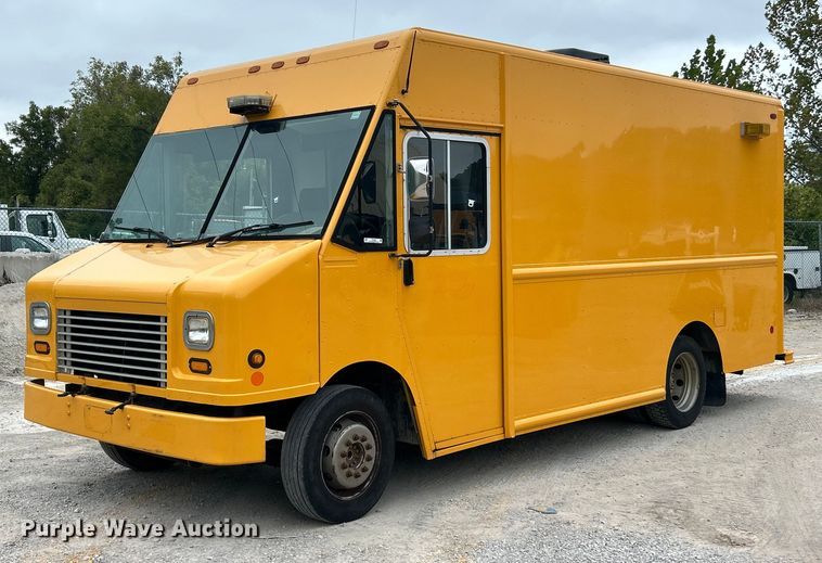 2008 Workhorse W42 delivery van - ET3302