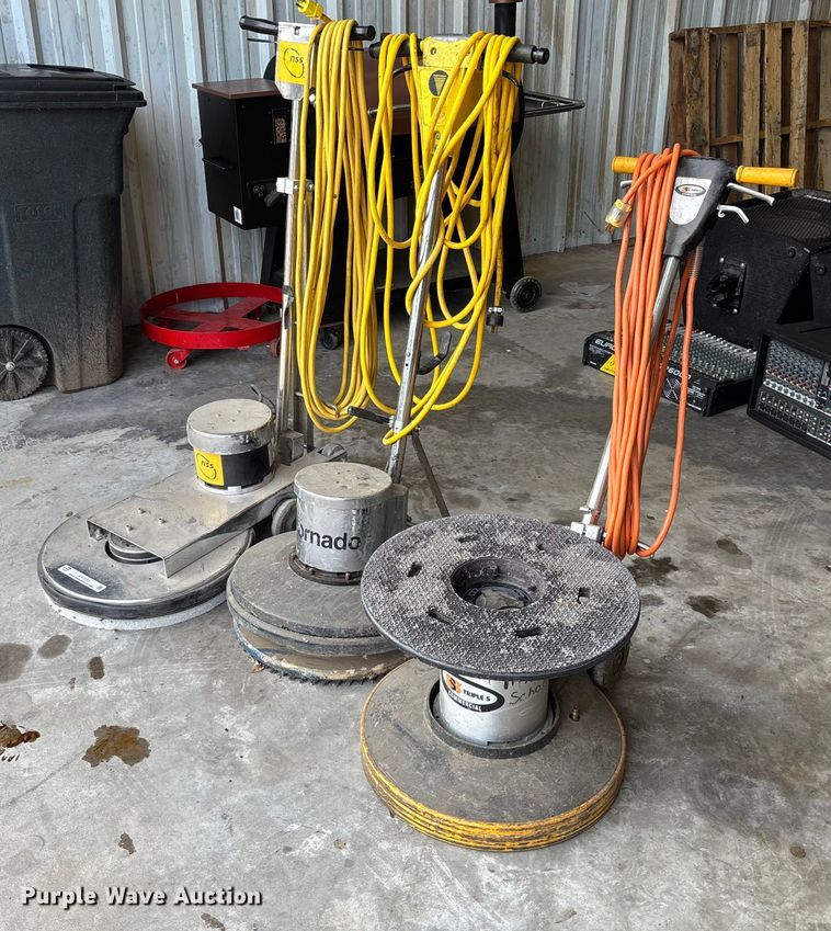 (3) floor buffers - EV3155