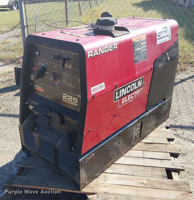 Lincoln Electric 225 Ranger welder/generator - DJ7832