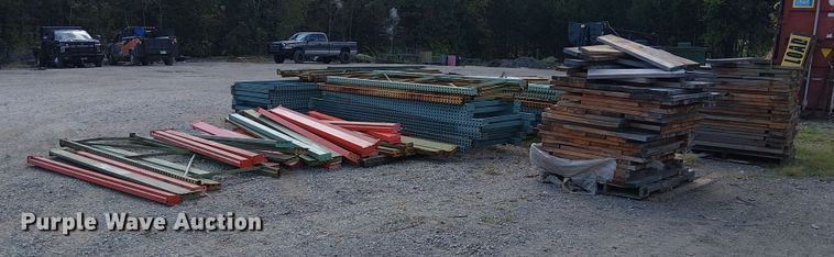 Pallet racking - DJ7855