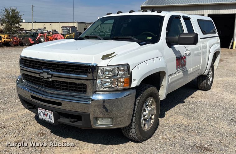 2007 Chevrolet Silverado 2500HD Ext. Cab pickup truck - DU1428