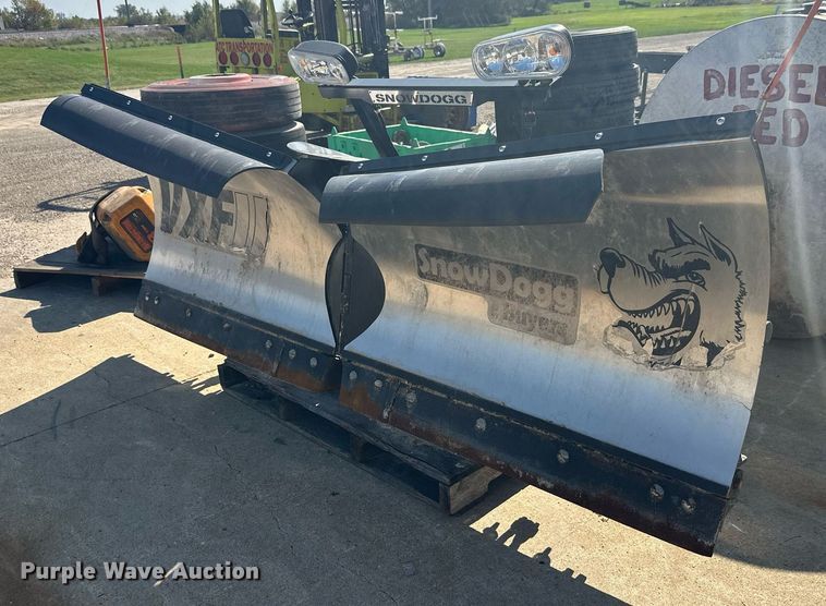 Buyers SnowDogg  snow plow - DW4255