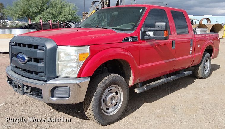 2013 Ford F250 Super Duty Crew Cab pickup truck - EC1188