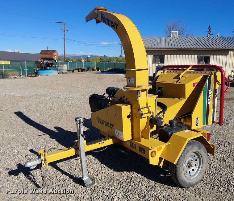 2019 Vermeer BC700XL wood chipper - EC1208